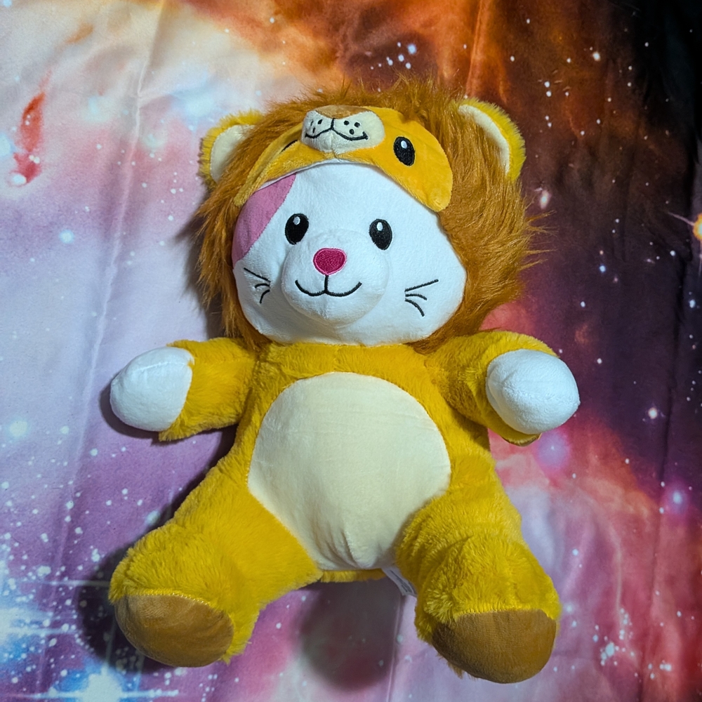 Cat In Lion Costume Disguisimal